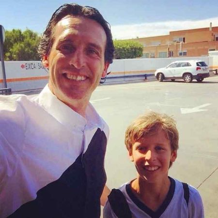 Lander Emery Fernandez along with his father, Unai Emery.